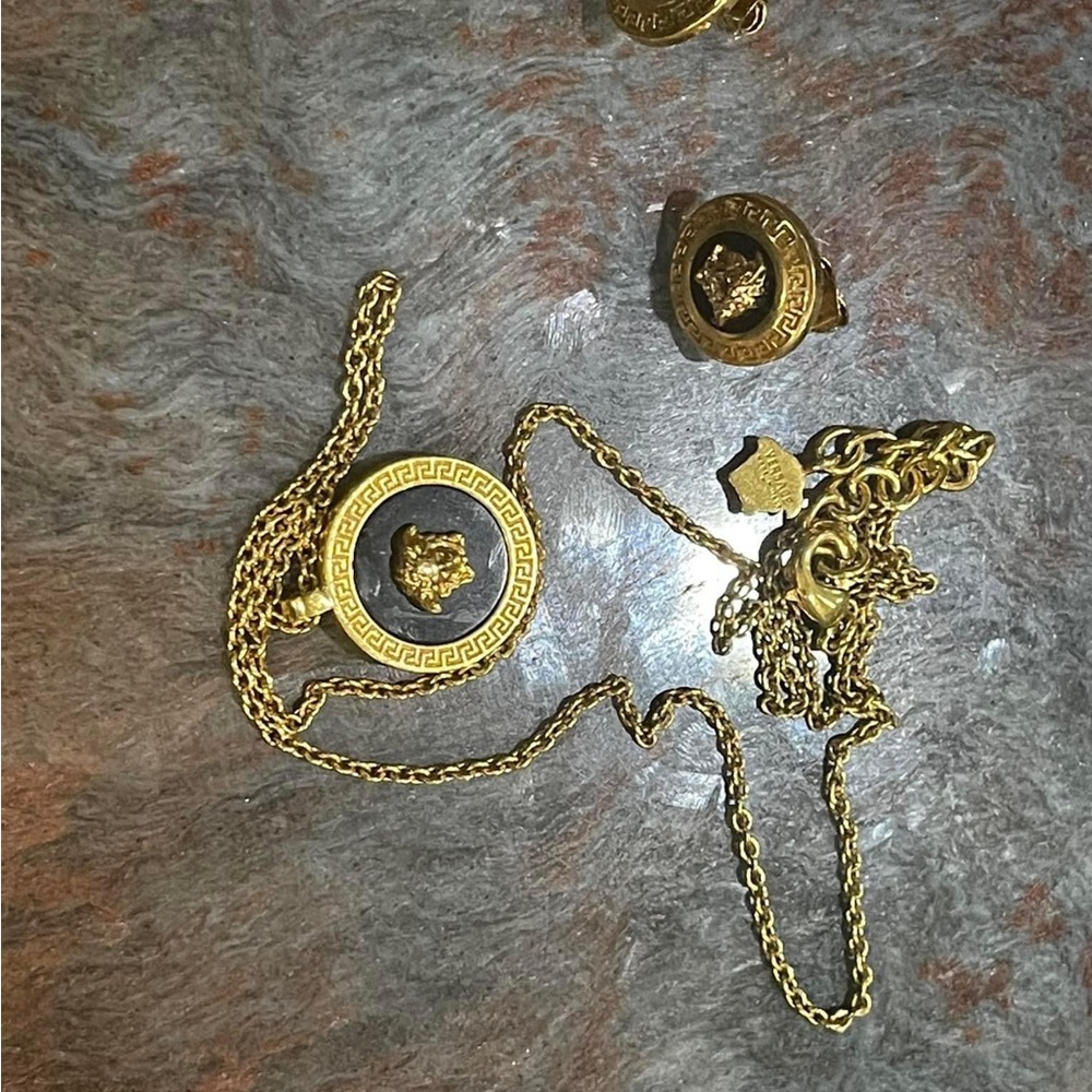 Versace gold tone and enamel round medallion “Medusa” necklace and earri… - Picture 16 of 16